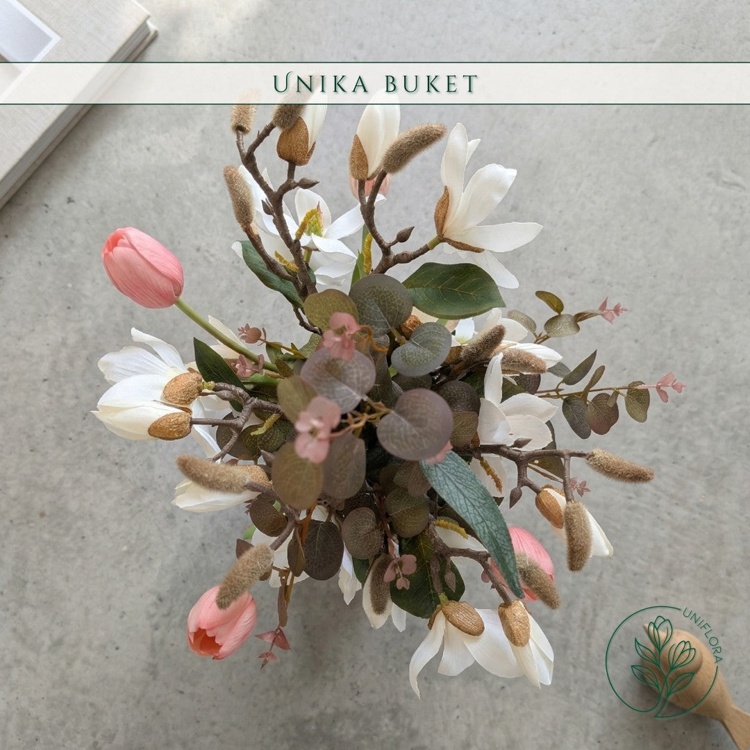 Evighedsbuket Unika 26.31: Floraens Perle med nuancer af groen, jadegron, hvid, pink - Uniflora