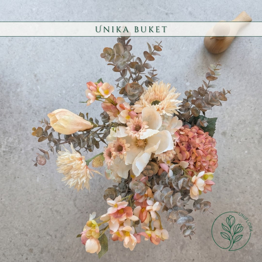 Evighedsbuket Unika 26.35: Mild Dis med nuancer af koralrod, orange, mellembrun, jadegron, hvid - Uniflora
