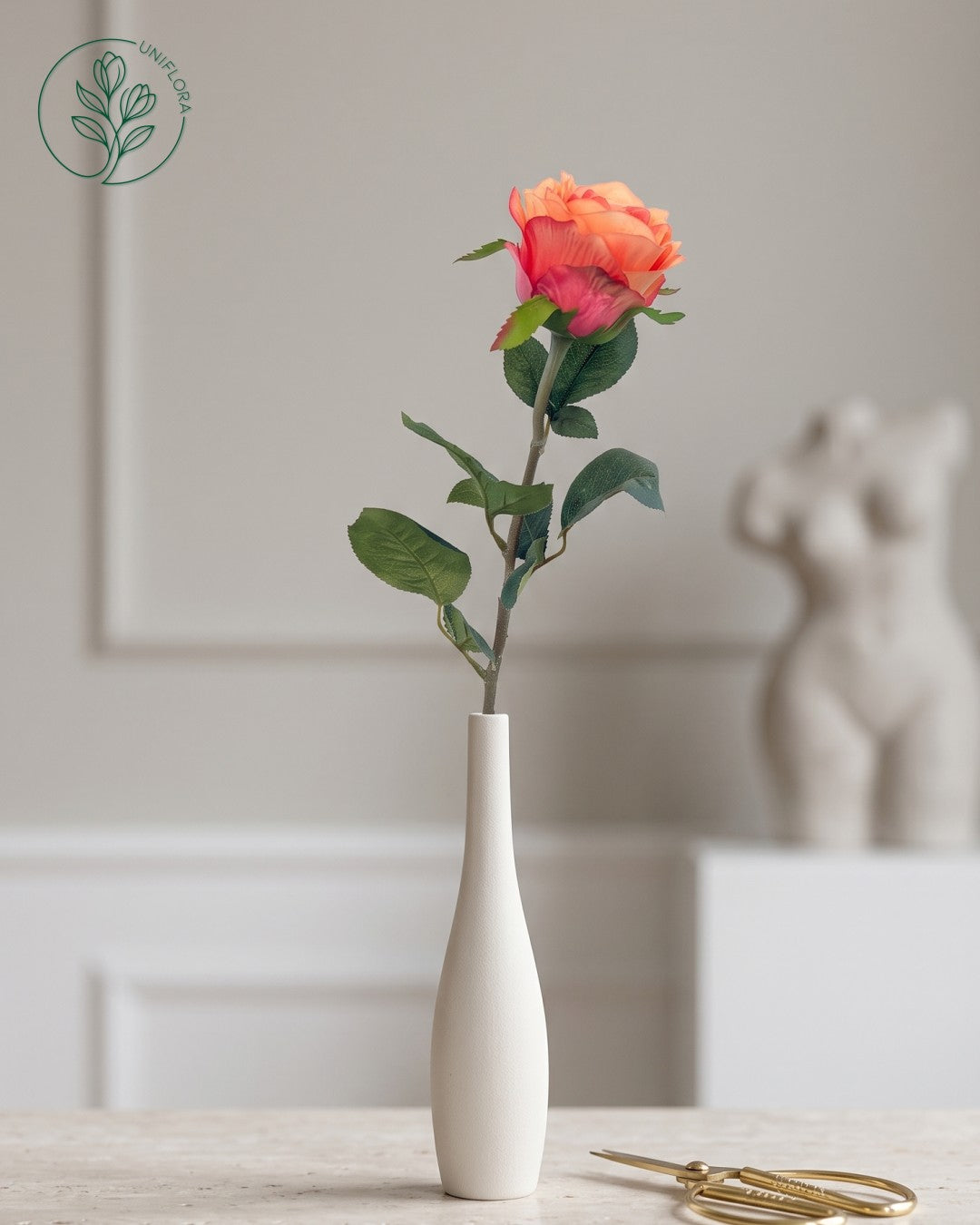 Solo Orange Rose