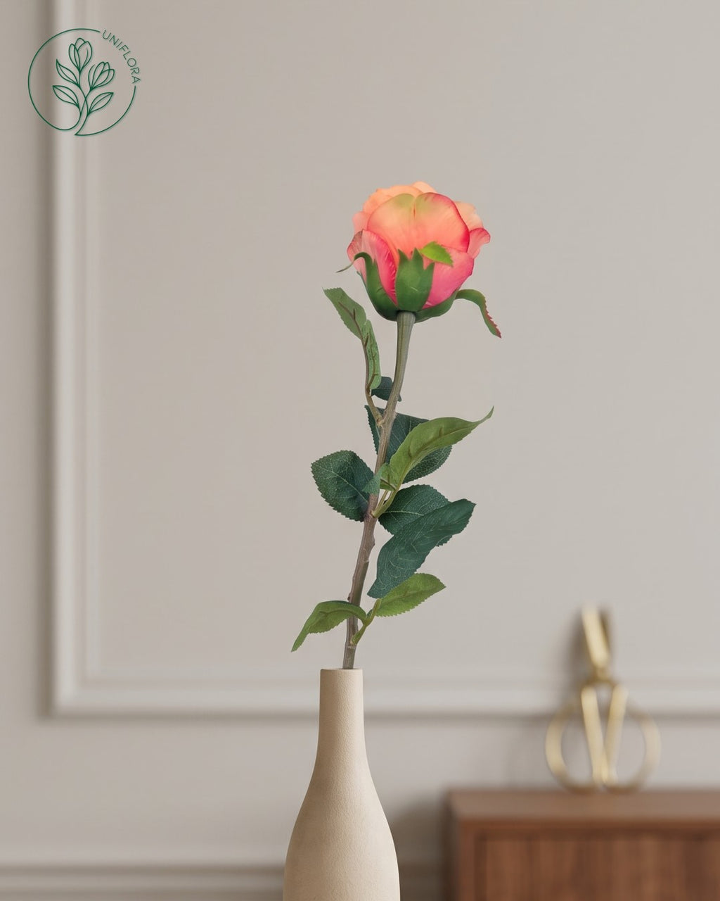 Solo Orange Rose
