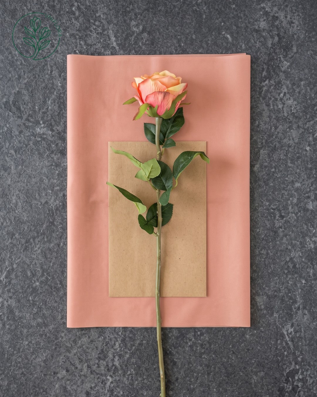 Solo Orange Rose