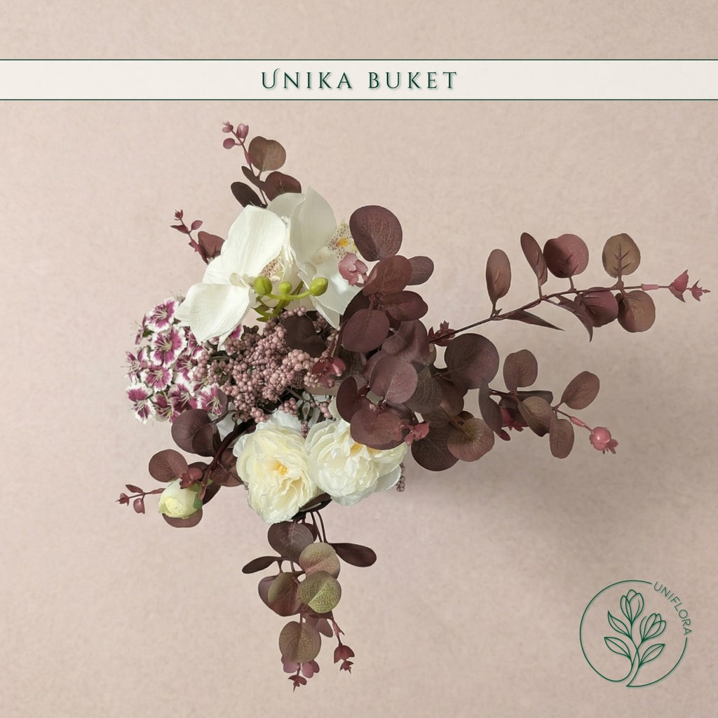 Evighedsbuket Unika 26.13: Fløjlsblød Ro med nuancer af bordeaux, hvid, violet, jadegron - Uniflora