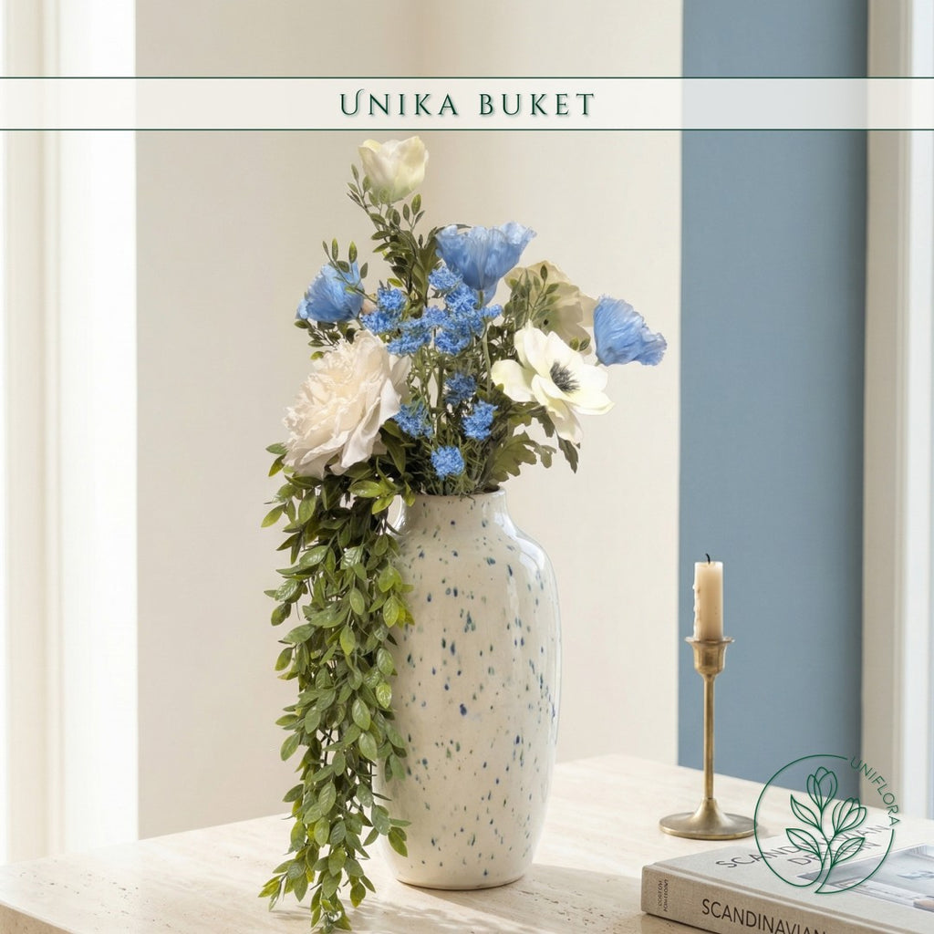 Evighedsbuket Unika 26.9: Kølig Skønhed med nuancer af hvid, bla-1, groen - Uniflora